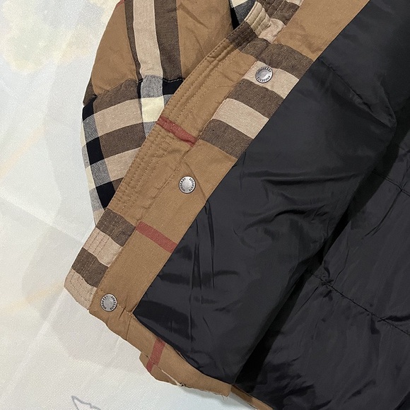 Burberry Checked Hooded Down Jacket - Picture 15 of 15
